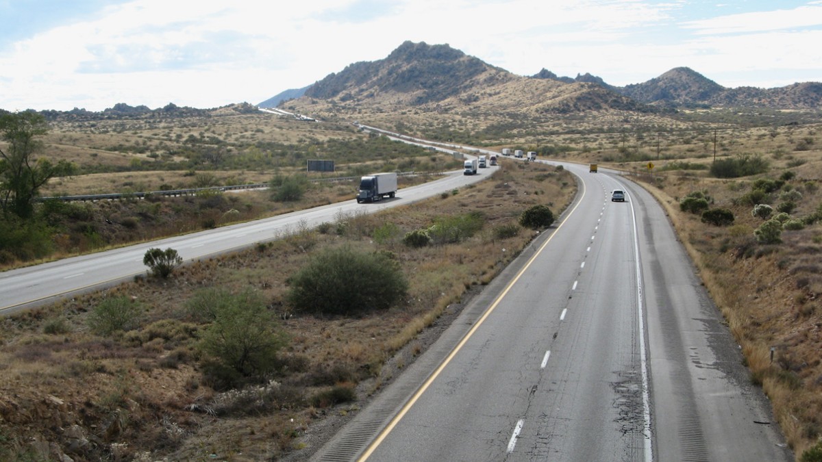 Taming the Beast: Navigating the I-10 in Arizona